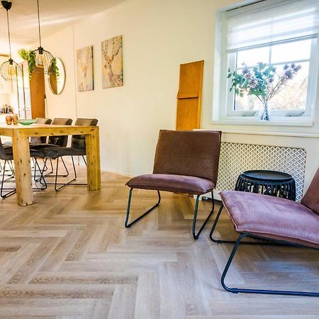 Luxe Vakantiehuis In Het Bos Met Jacuzzi En Sauna Lunteren Exteriör bild