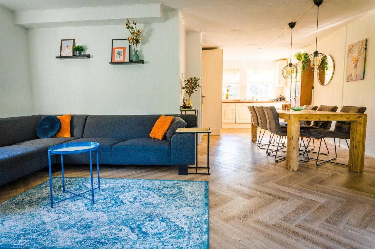 Luxe Vakantiehuis In Het Bos Met Jacuzzi En Sauna Lunteren Exteriör bild