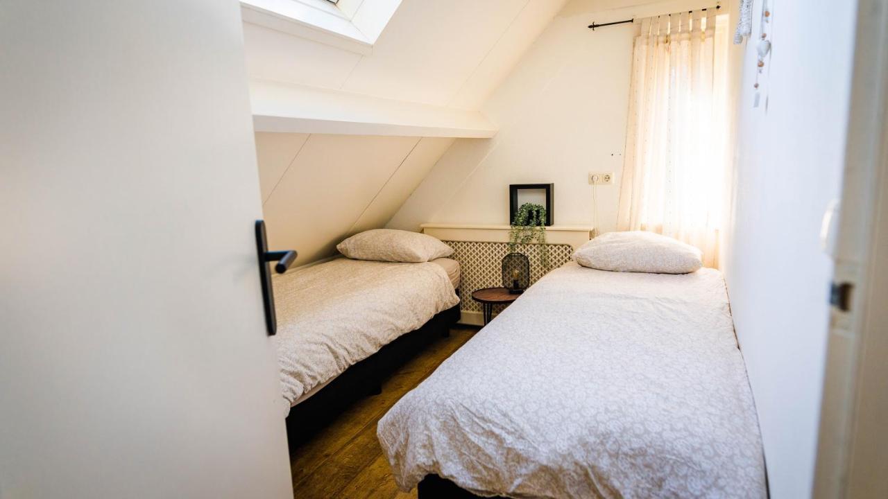 Luxe Vakantiehuis In Het Bos Met Jacuzzi En Sauna Lunteren Exteriör bild